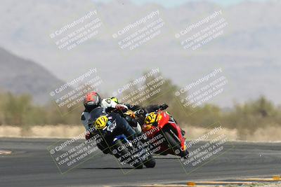 media/Apr-20-2025-CVMA (Sun) [[39090e8767]]/Race 11-500-350 Supersport (Holeshot)/